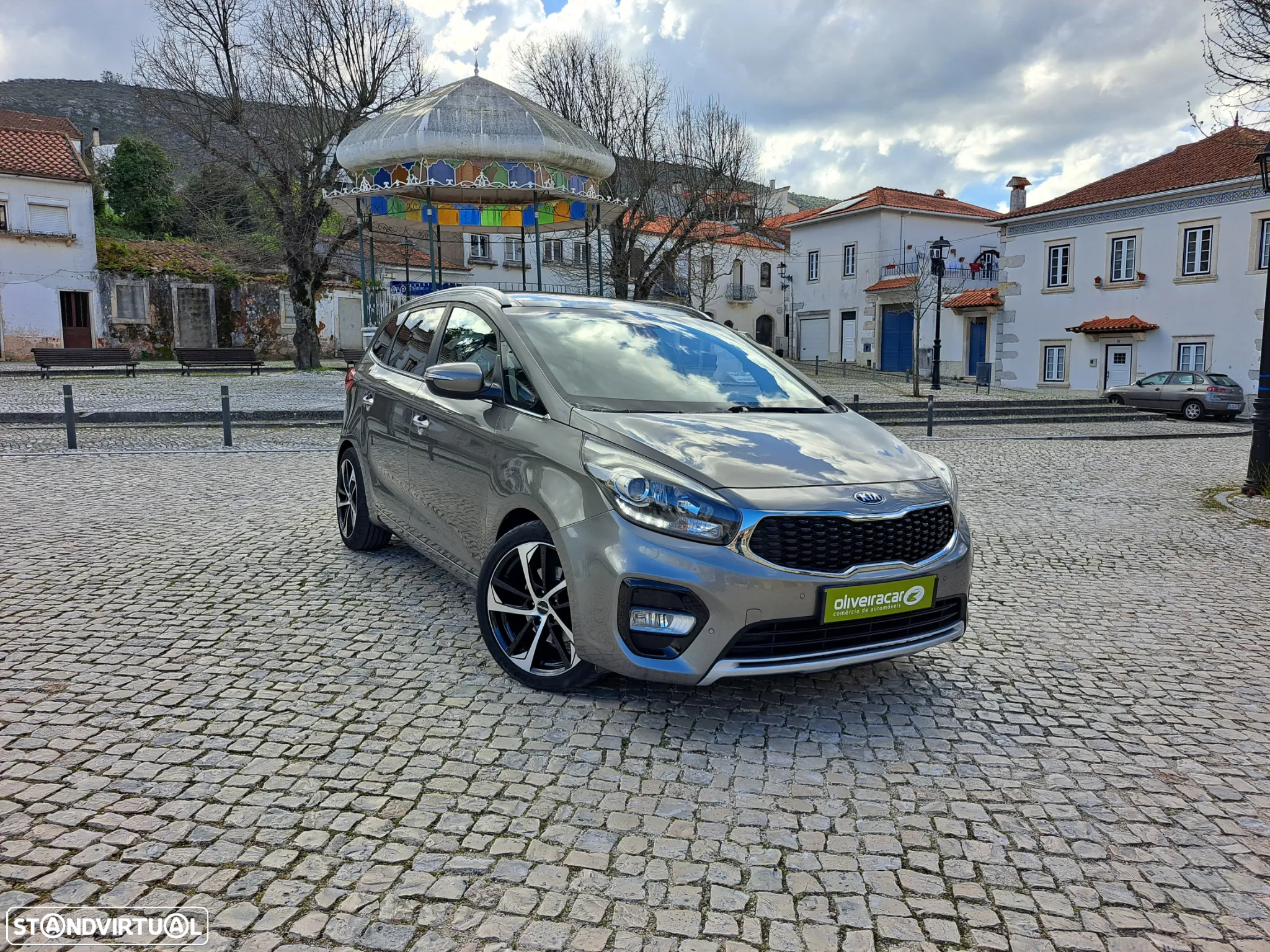 Kia Carens 1.7 CRDi ISG TX - 6