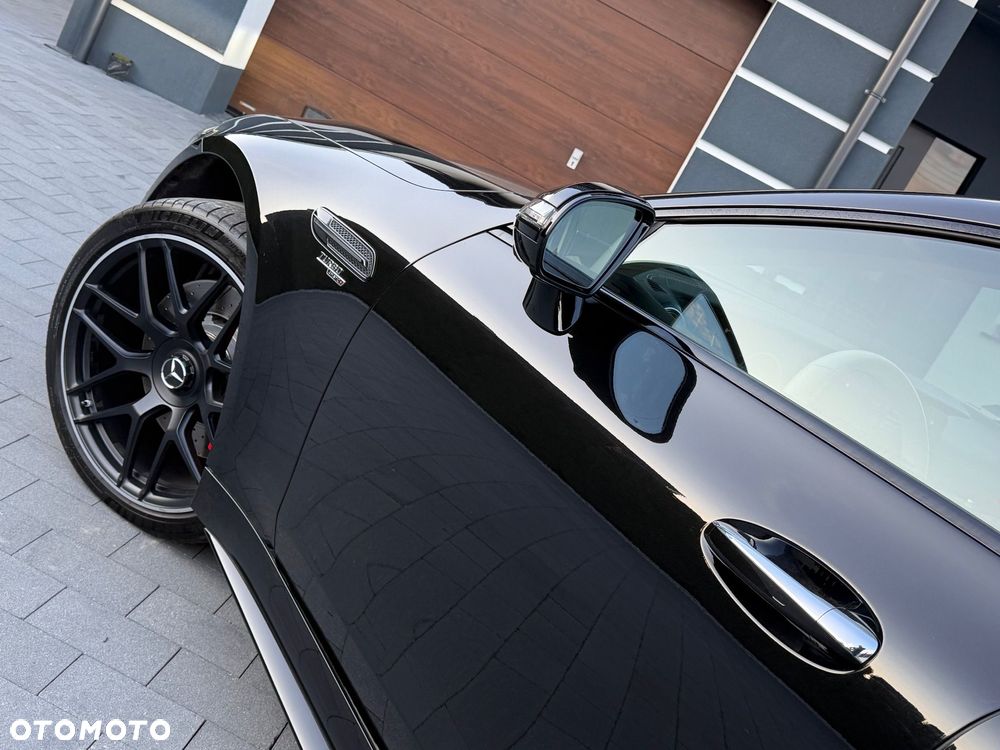 Mercedes-Benz AMG GT 43 4-Matic+ Special Edition Red - 37