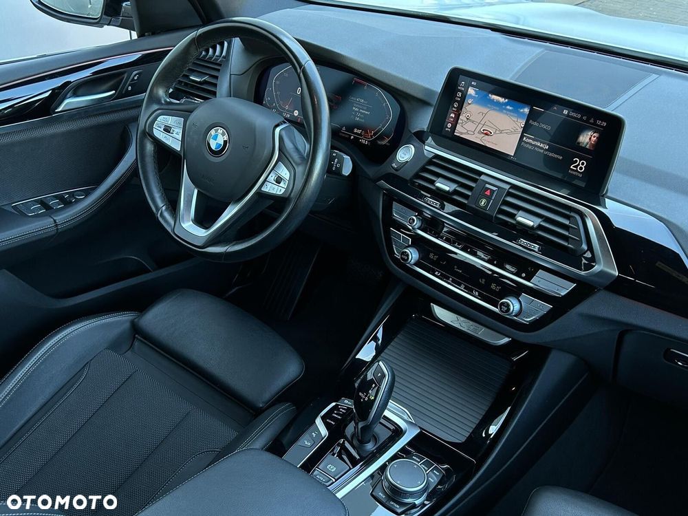 BMW X3 xDrive20i GPF xLine - 17