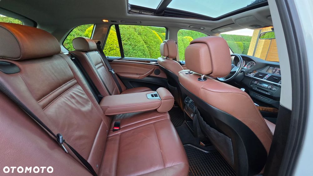 BMW X5 3.5d xDrive - 26