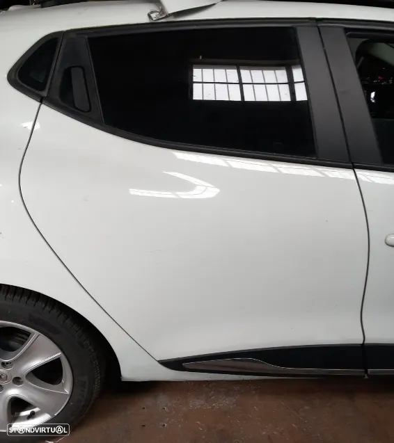 Porta Trás Direita Renault Clio IV 2015