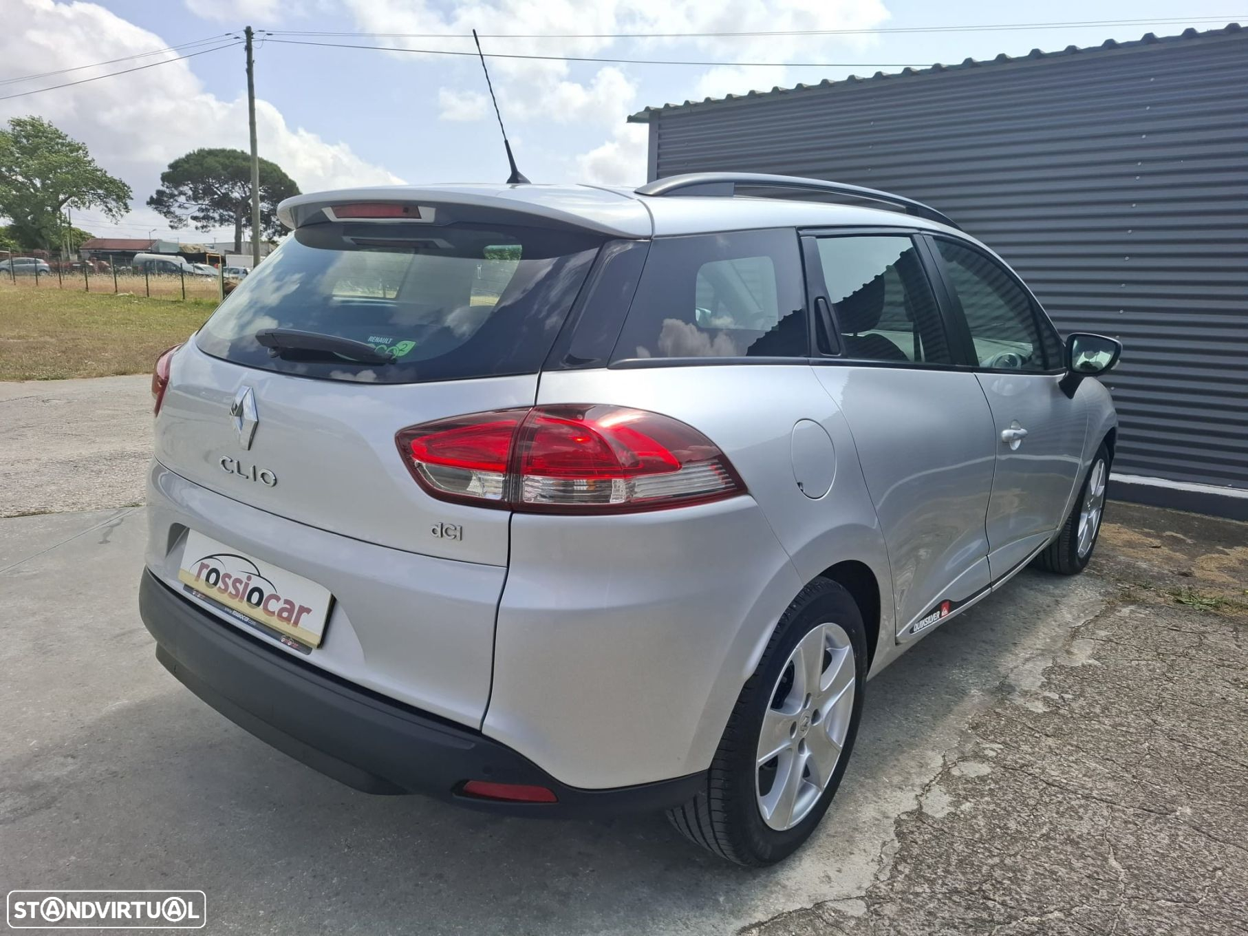 Renault Clio Sport Tourer dCi 75 Stop & Start Expression - 11