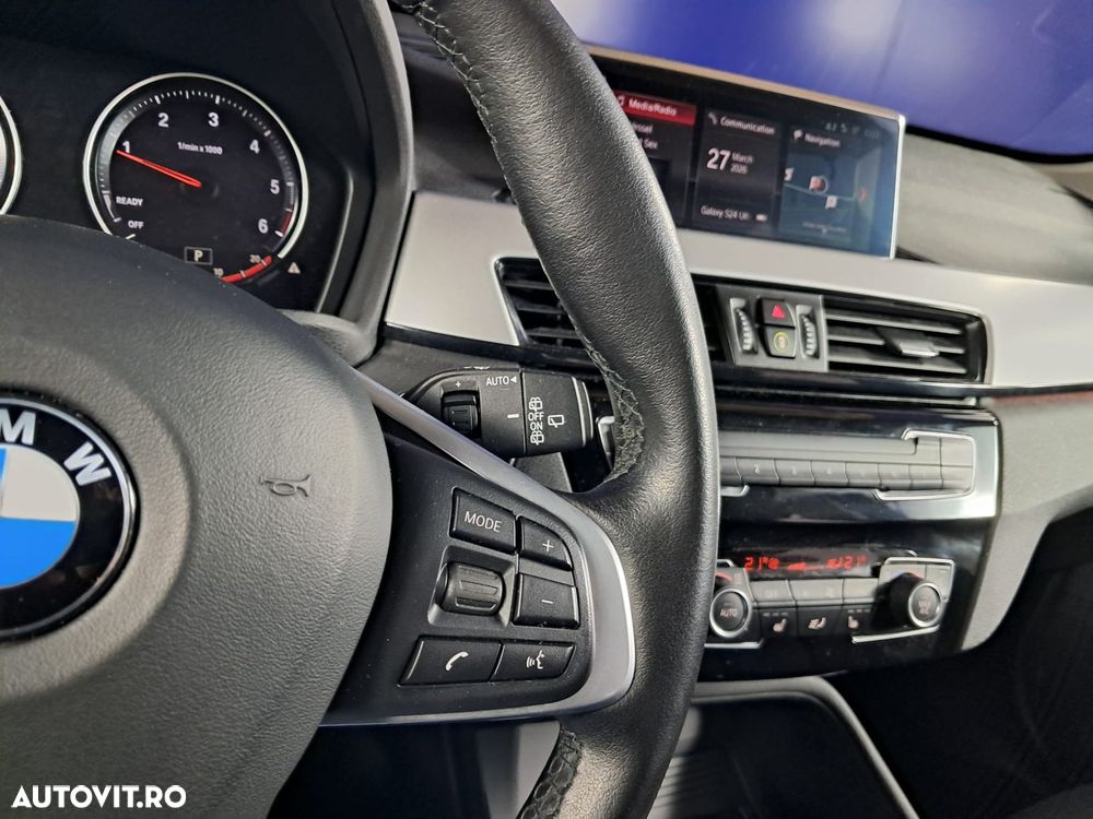 BMW X1 sDrive18d AT - 15