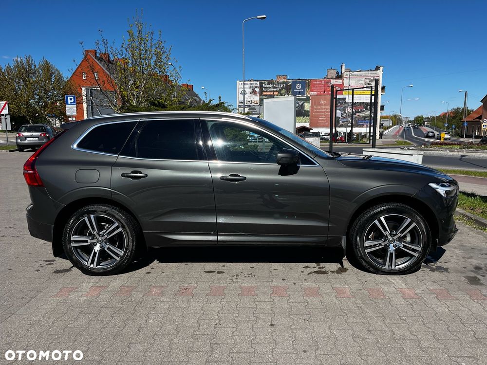 Volvo XC 60 T5 Momentum - 8