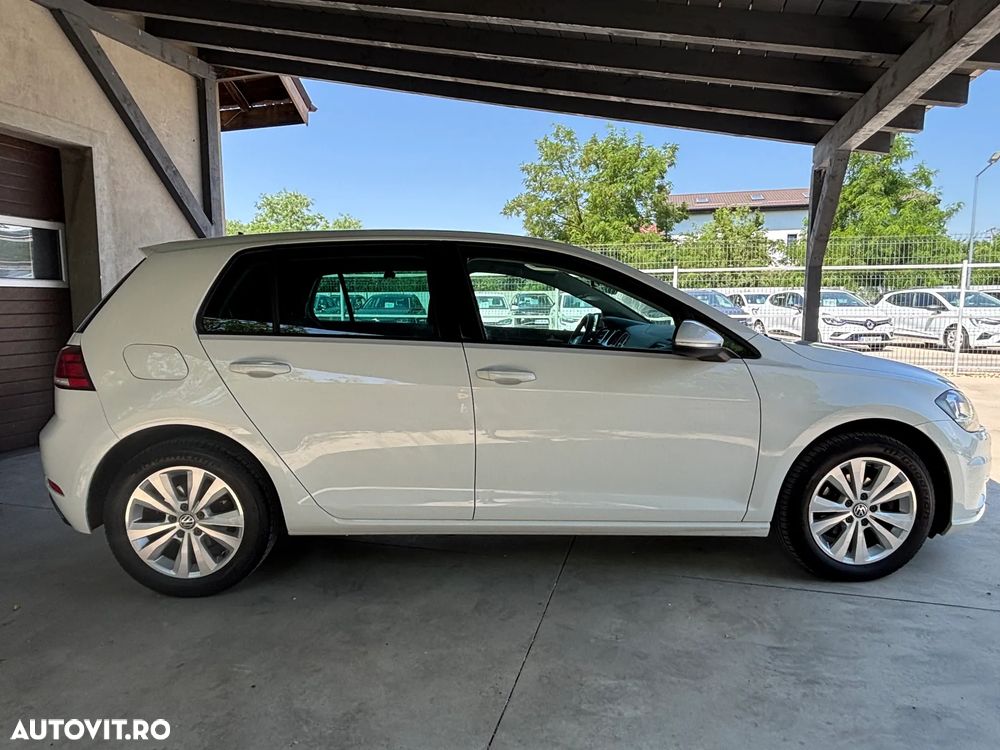 Volkswagen Golf 1.0 TSI DSG Comfortline - 11