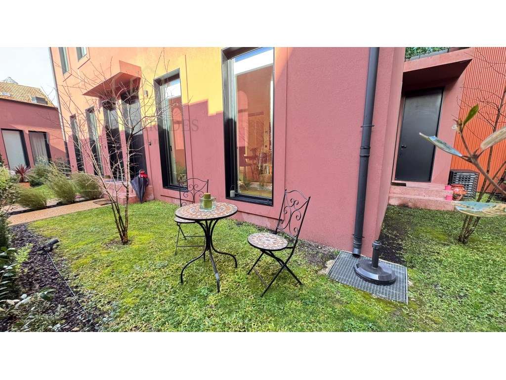 Casa triplex T3 com jardim privativo, lugar de garagem em condomíni... - Grande imagem: 5/44