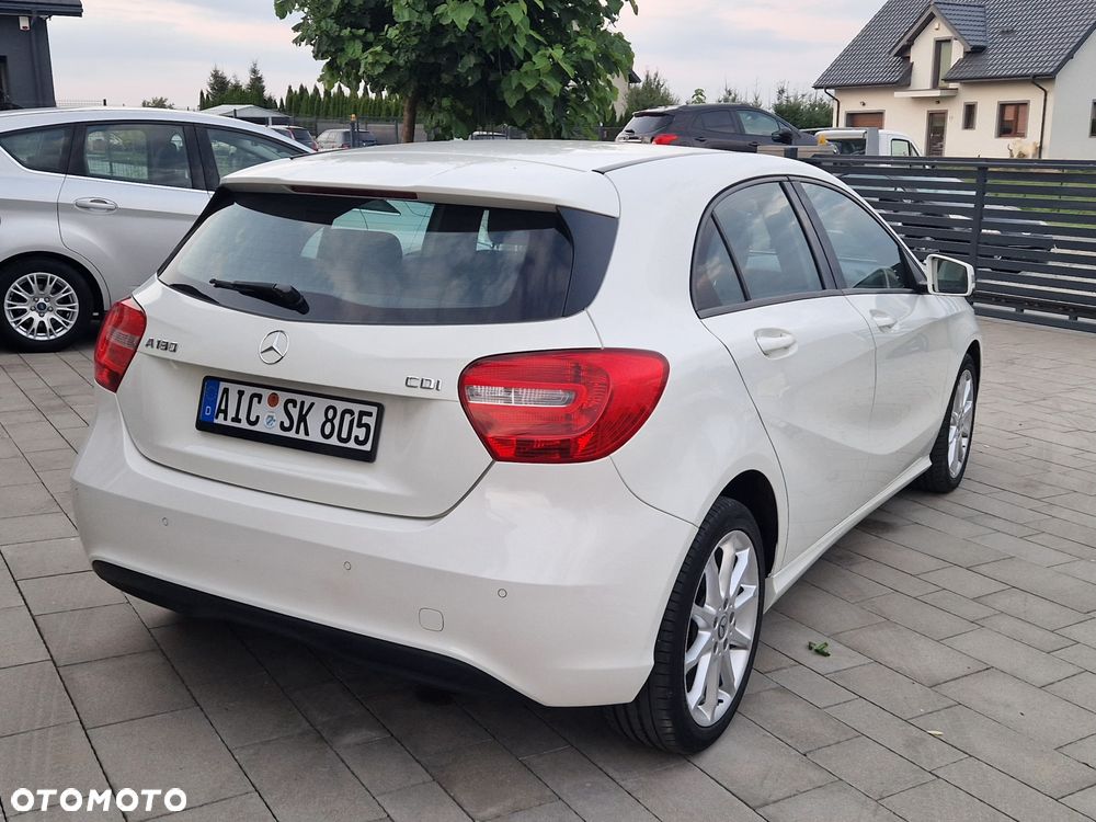 Mercedes-Benz Klasa A 180 CDI (BlueEFFICIENCY) - 14