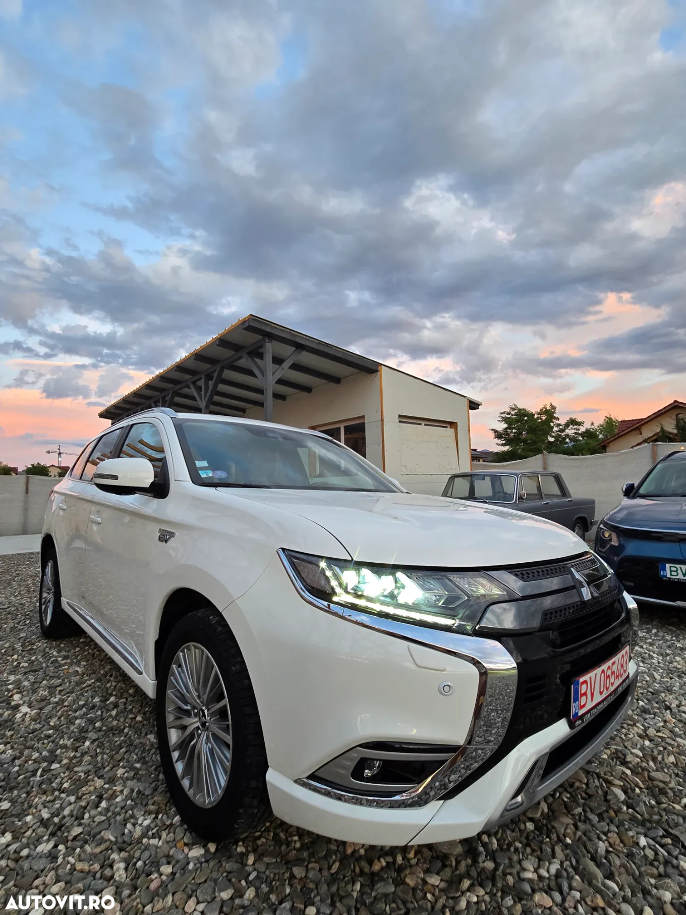 Mitsubishi Outlander 2.4 4WD Plug-In Hybrid Diamant+ - 5