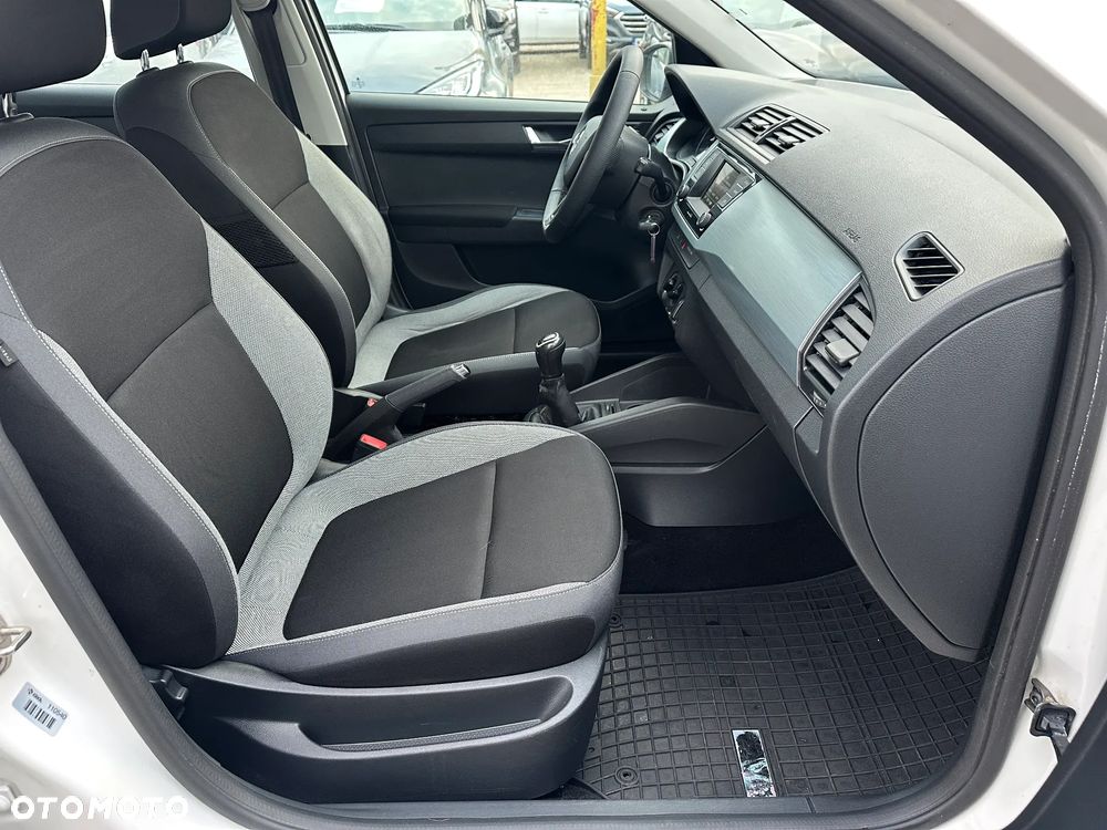 Skoda Fabia - 20