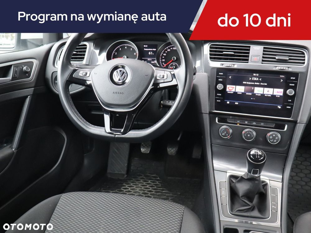 Volkswagen Golf - 9