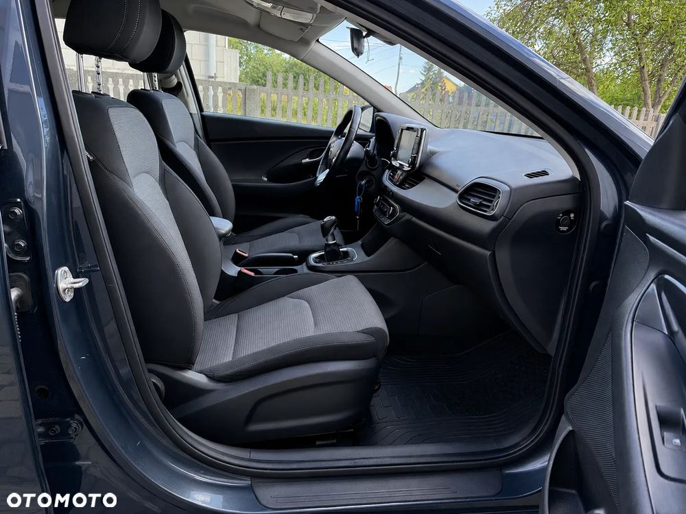 Hyundai i30 1.6 D Comfort - 6
