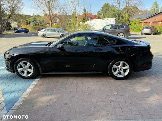 Ford Mustang - 10
