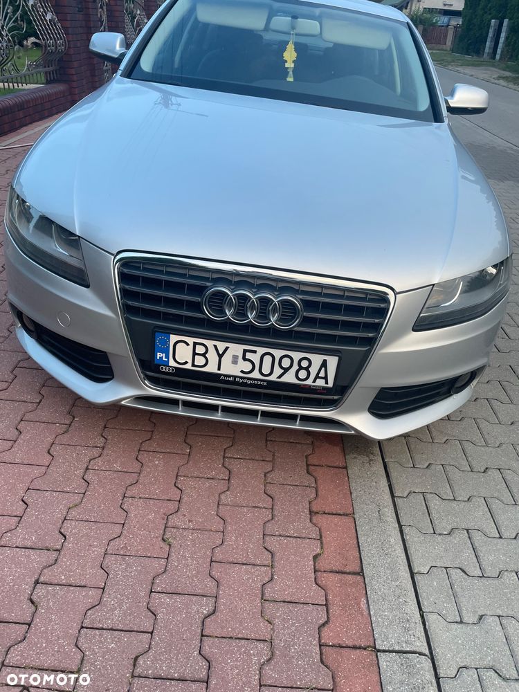 Audi A4 Limousine - 3