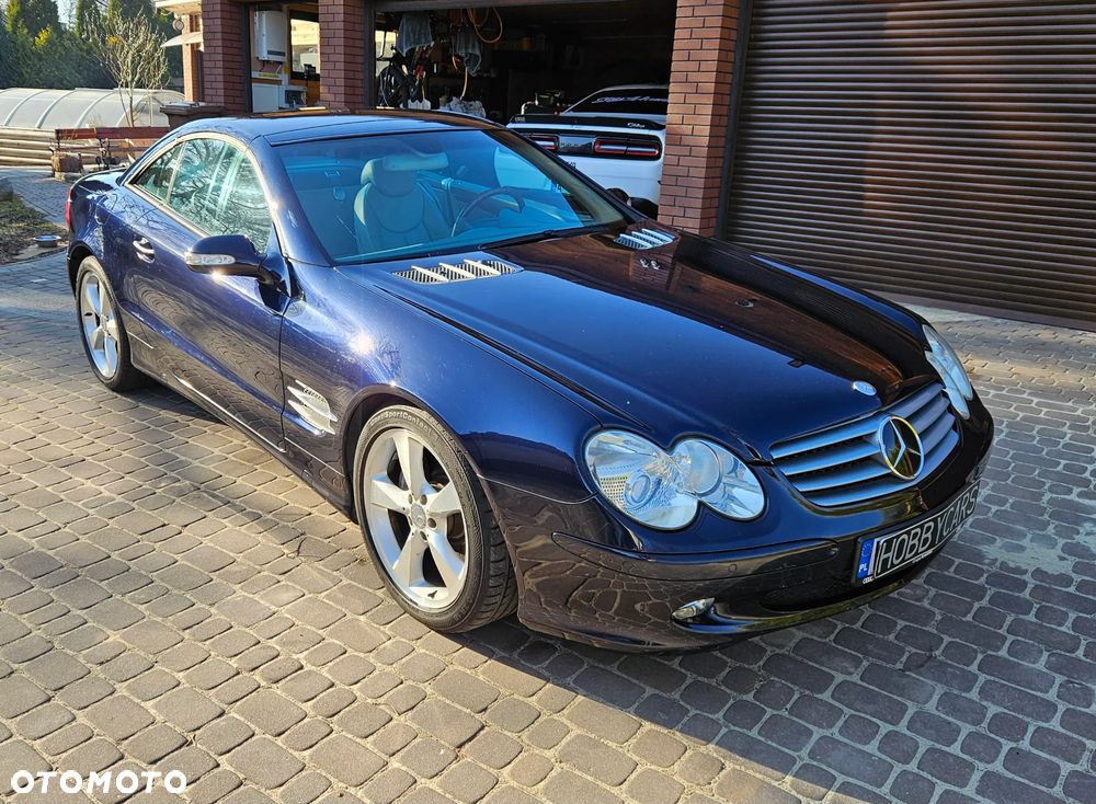 Mercedes-Benz SL - 1