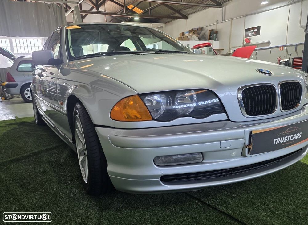 BMW 320 d Touring - 6