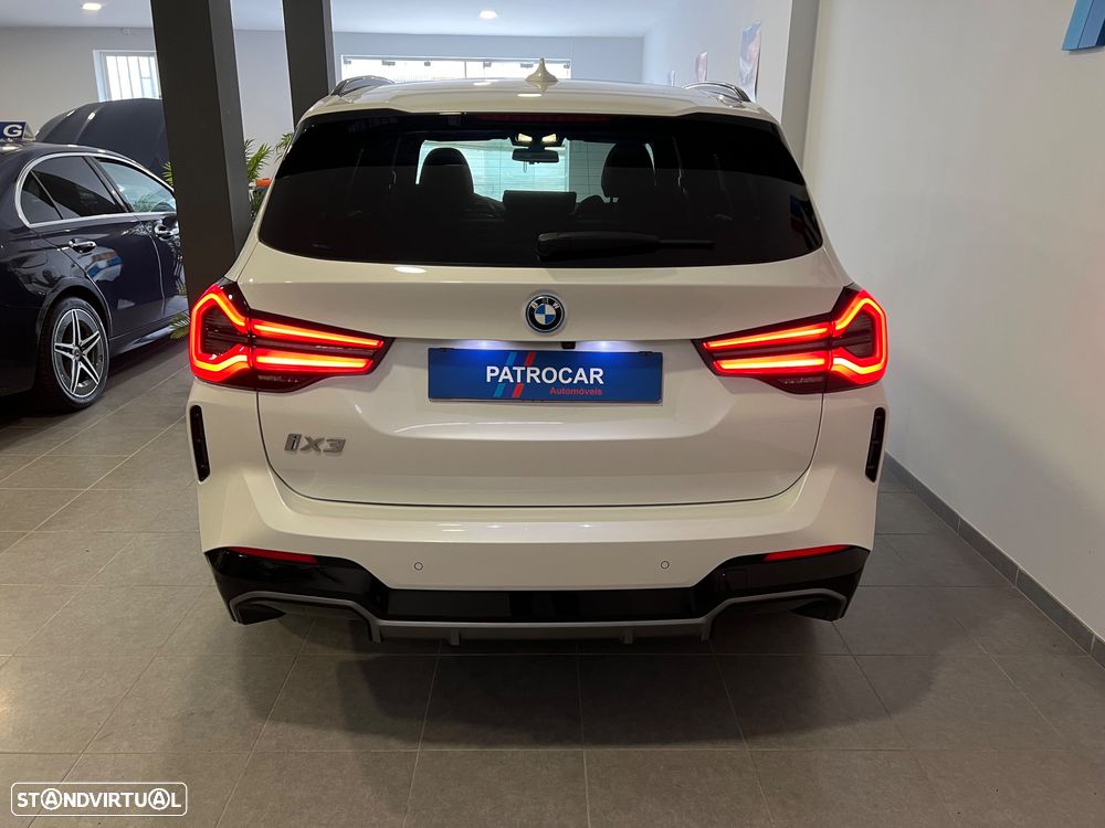 BMW iX3 M Sport Impressive - 43