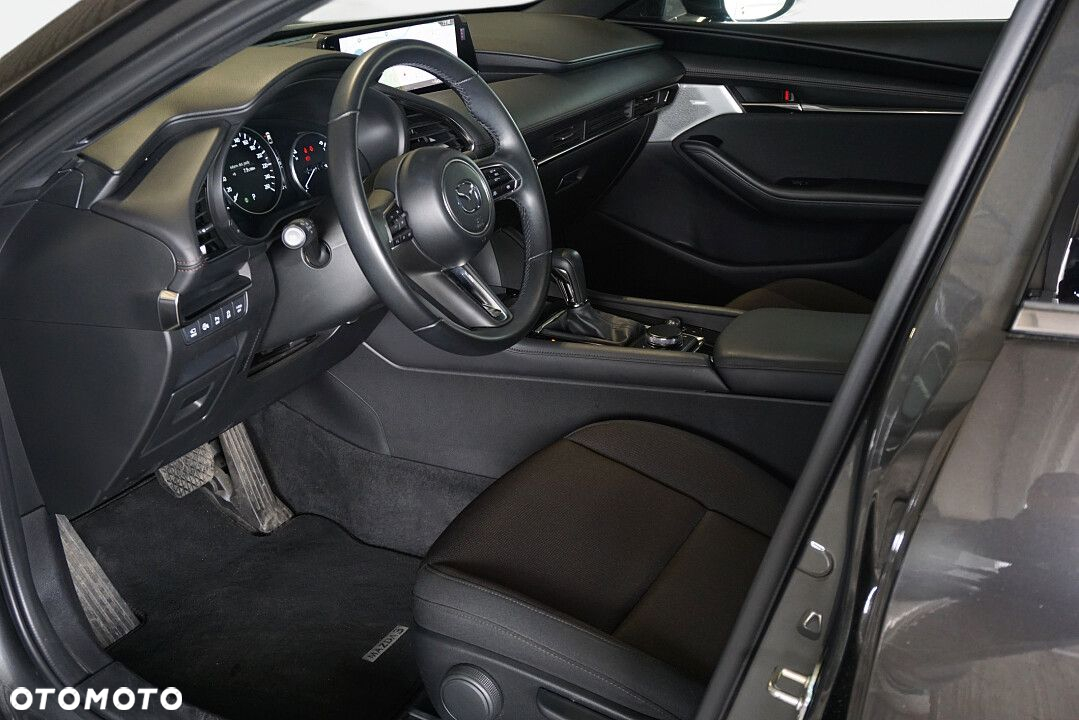 Mazda 3 - 7