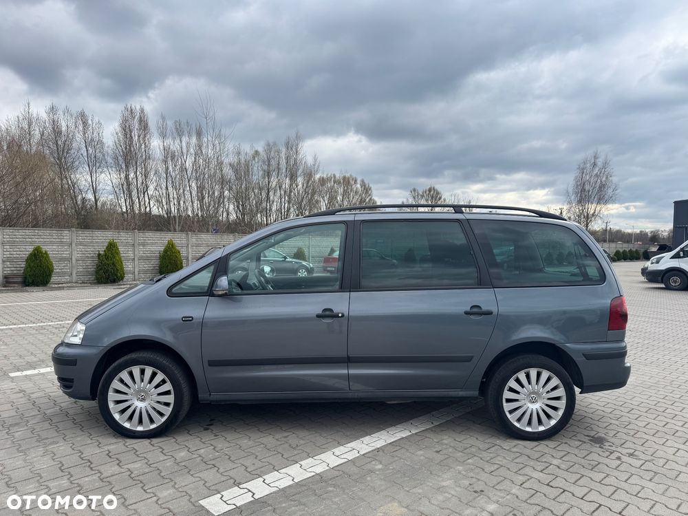 Volkswagen Sharan 1.9 TDI Comfortline - 2