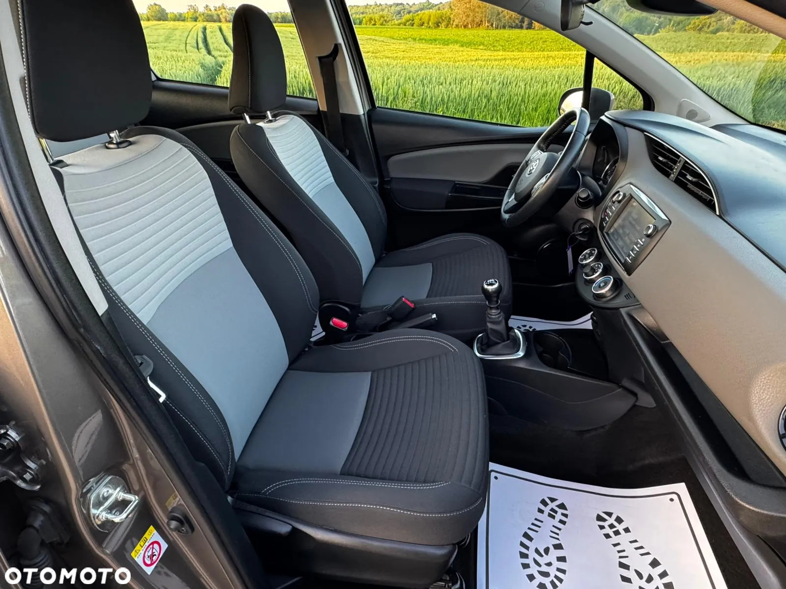 Toyota Yaris - 14