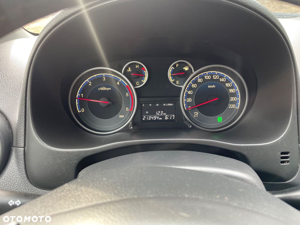 Suzuki SX4 2.0 DDiS 4x4 Style - 8