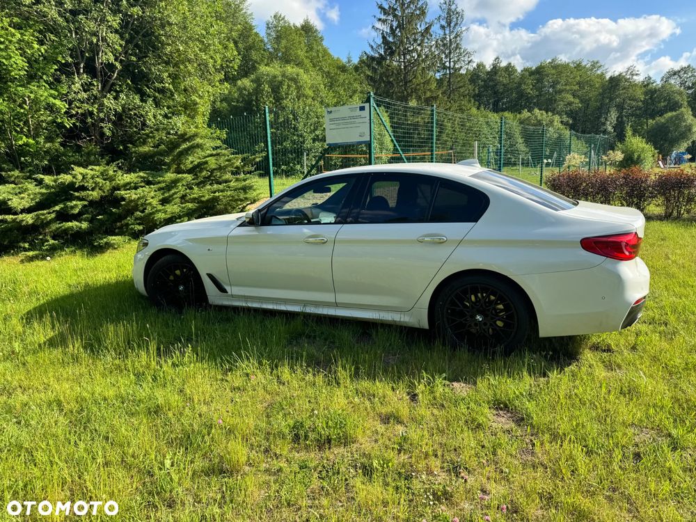 BMW Seria 5 520d xDrive Sport Line sport - 3