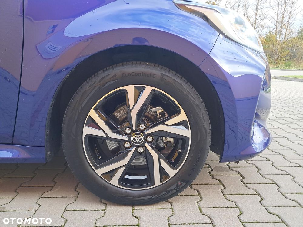 Toyota Yaris Hybrid 1.5 Style - 23