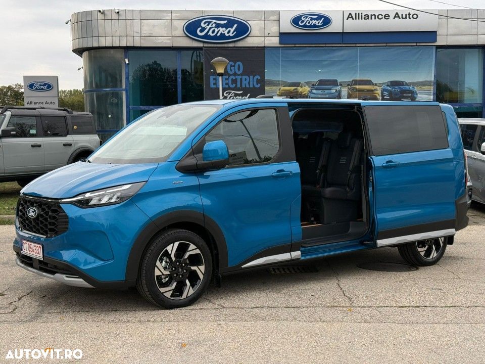 Ford Tourneo Custom - 1