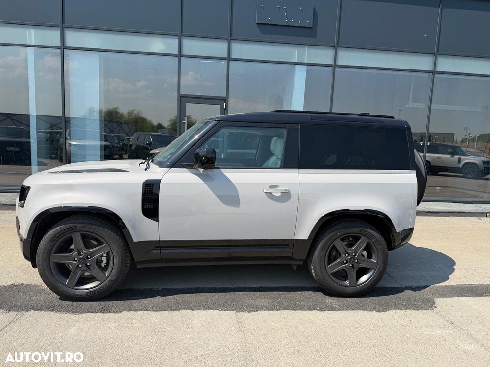 Land Rover Defender 90 3.0D 250 MHEV Hard Top X-Dynamic SE - 7