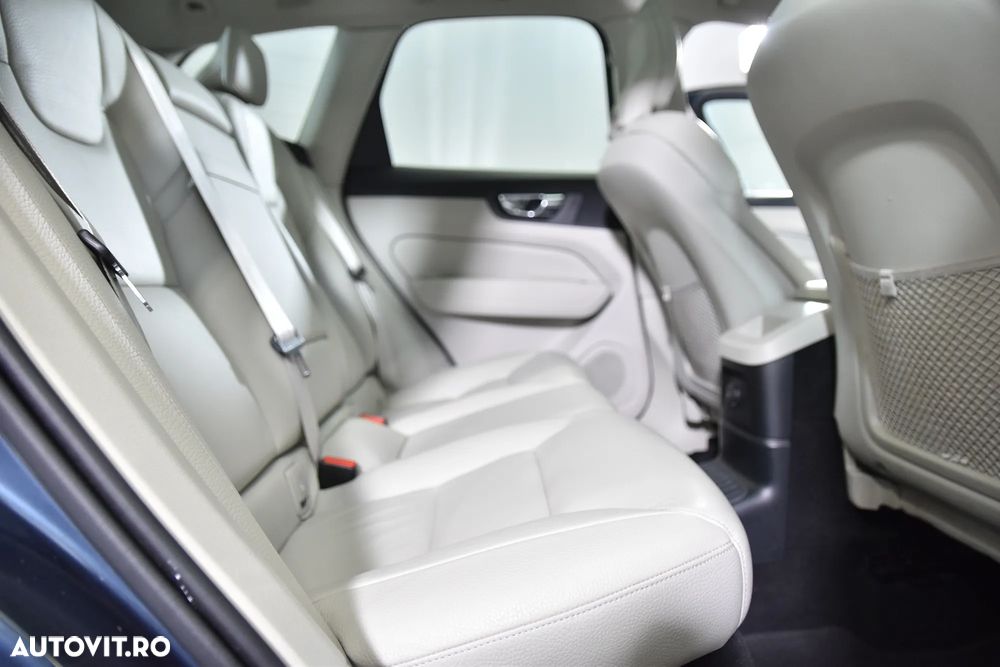 Volvo XC 60 T8 AWD Recharge Geartronic Inscription - 13