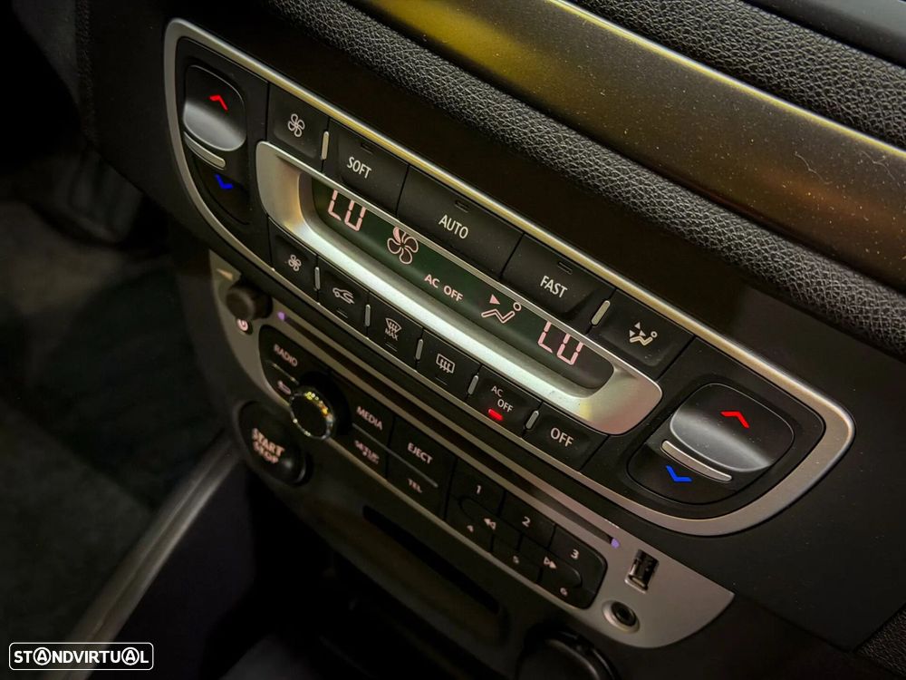 Renault Mégane Sport Tourer 1.5 dCi Confort SS - 12