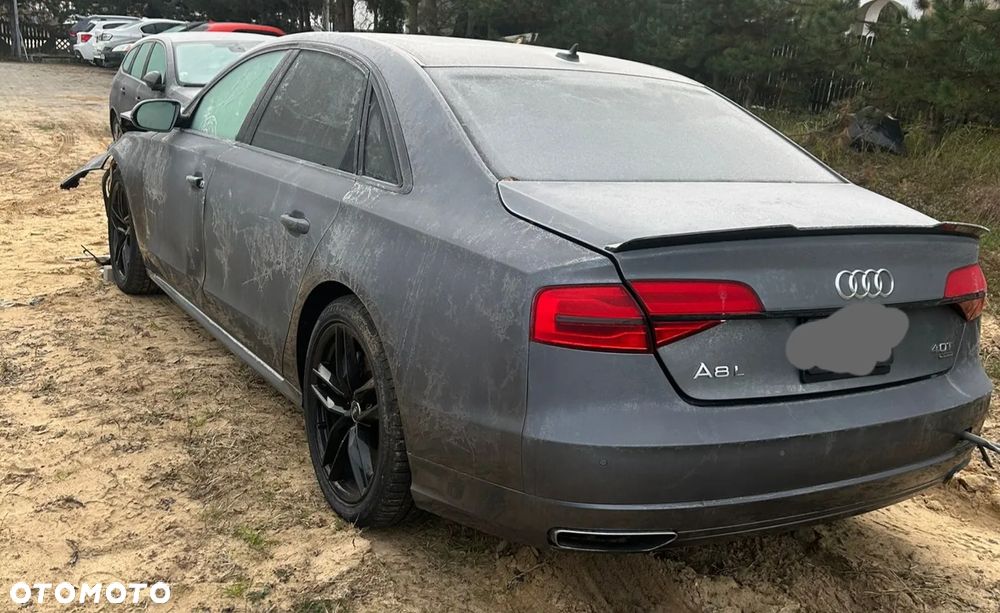 Audi A8 4.0 TFSI L Quattro - 9