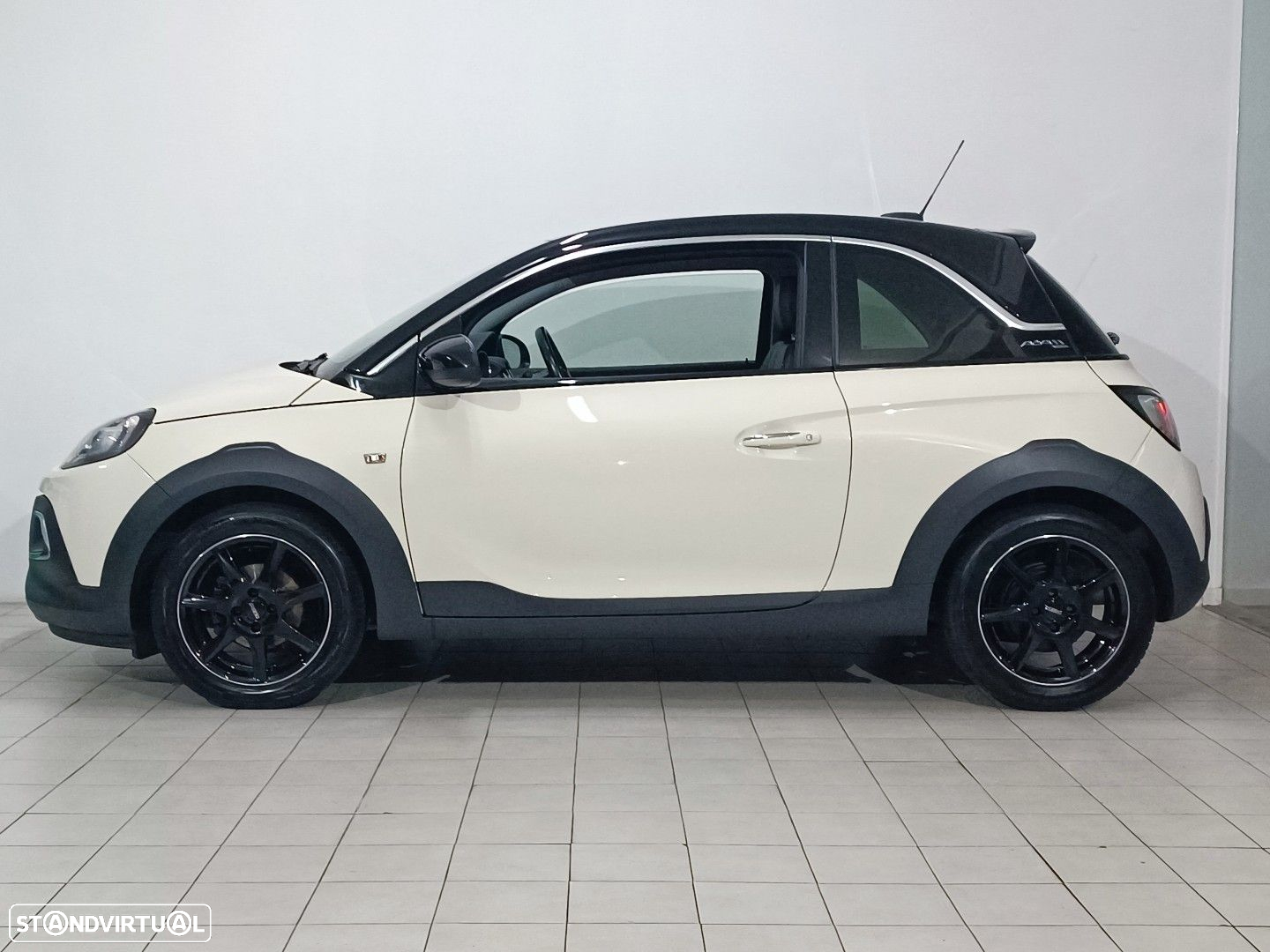 Opel Adam 1.0 S&S Rocks - 4