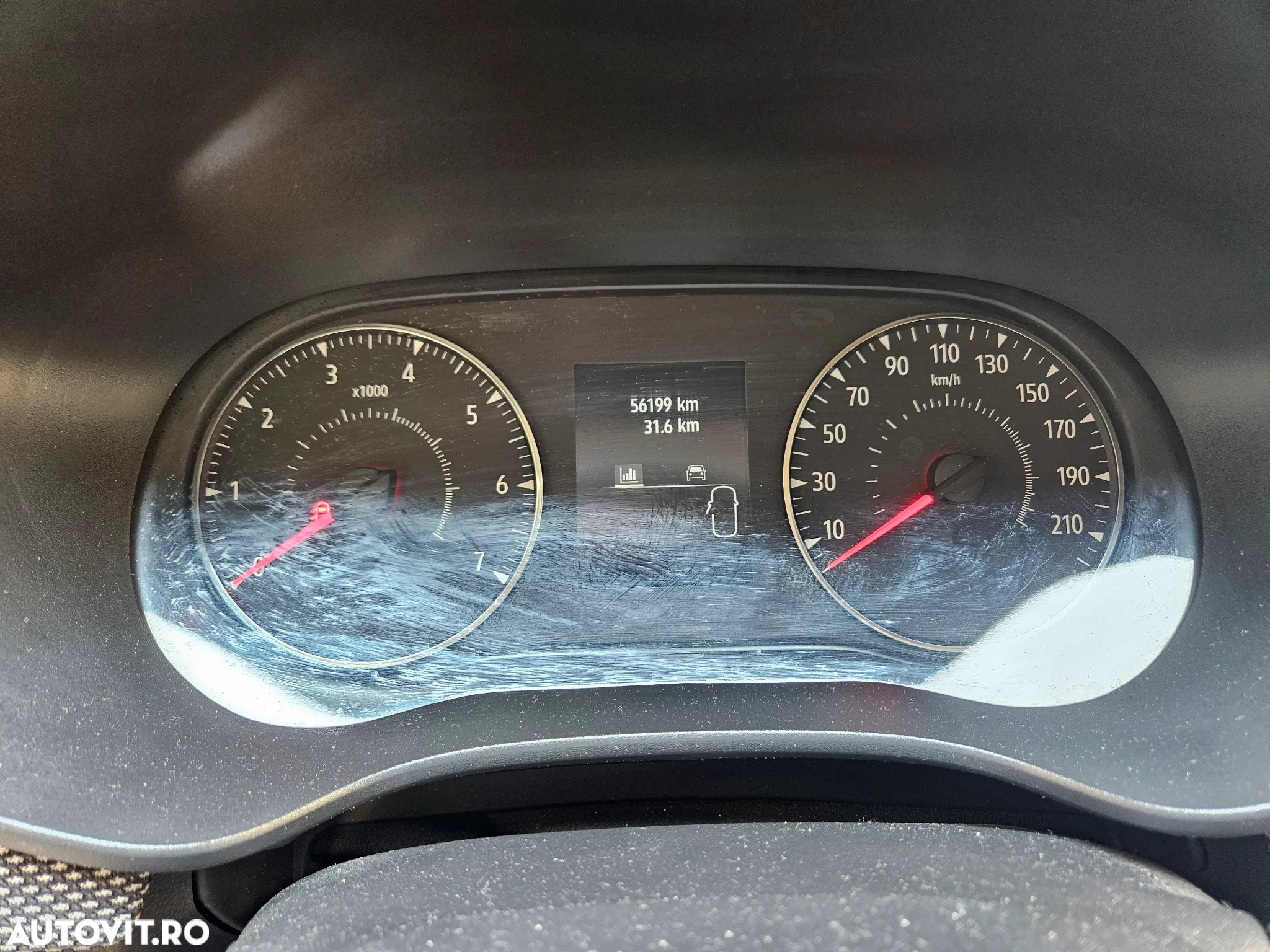 Dacia Sandero TCe 90 CVT Comfort - 8