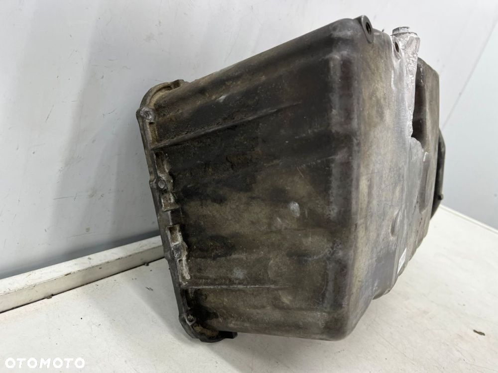 Miska olejowa Mercedes Sprinter w903 w901 w902 w904 w905 2.2 CDI misa silnika 6110140902 - 8