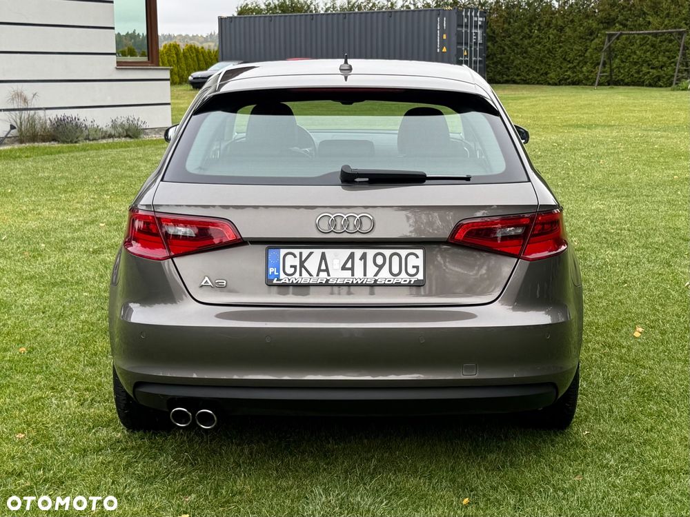 Audi A3 Sportback 1.4 TFSI Ambiente - 12