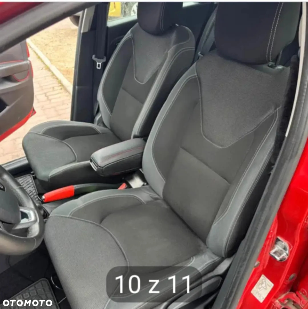 Renault Clio - 12