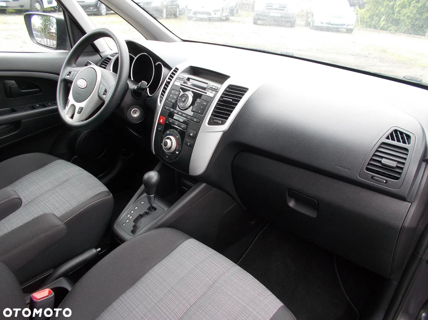 Kia Venga 1.6 M - 12