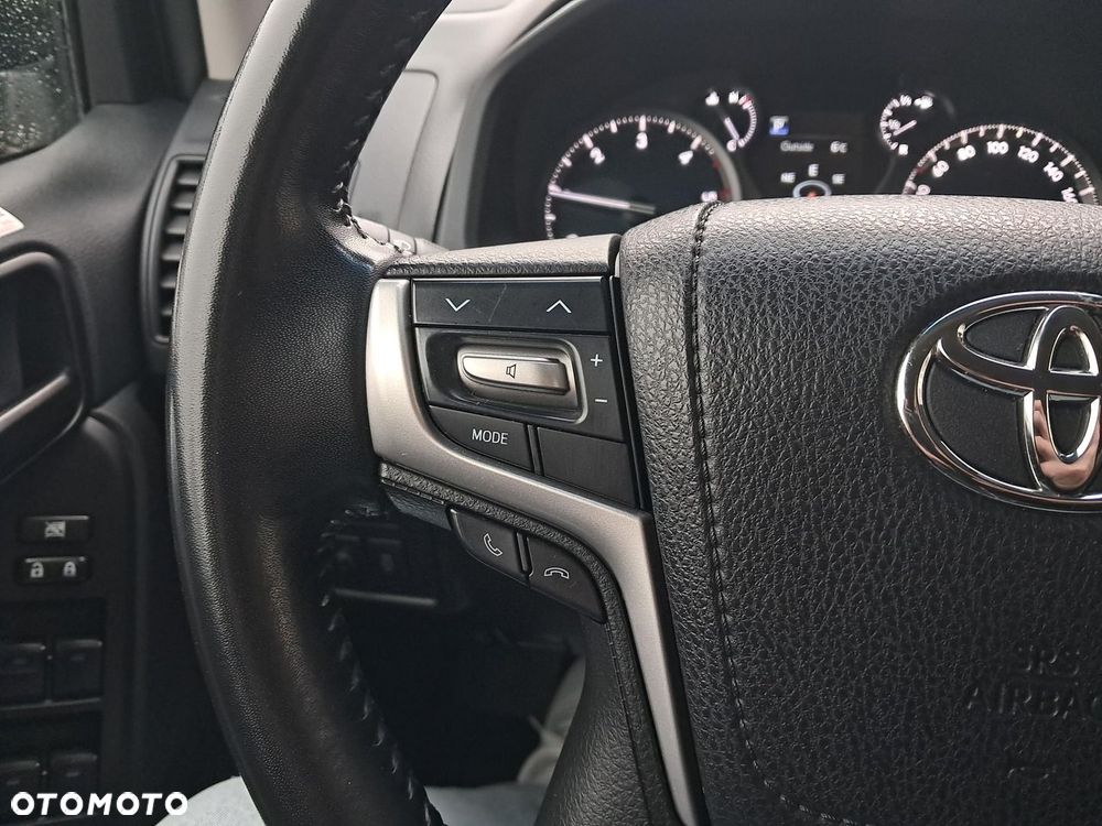 Toyota Land Cruiser LC 2.8 D-4D Prado - 12