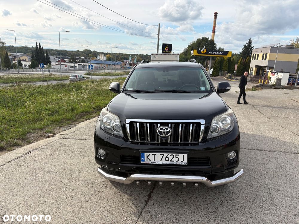 Toyota Land Cruiser 2010 photo 4