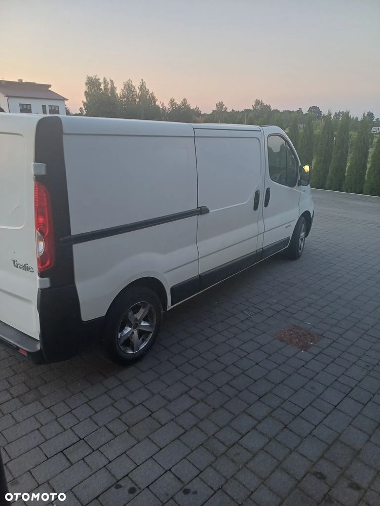 Renault Trafic - 6