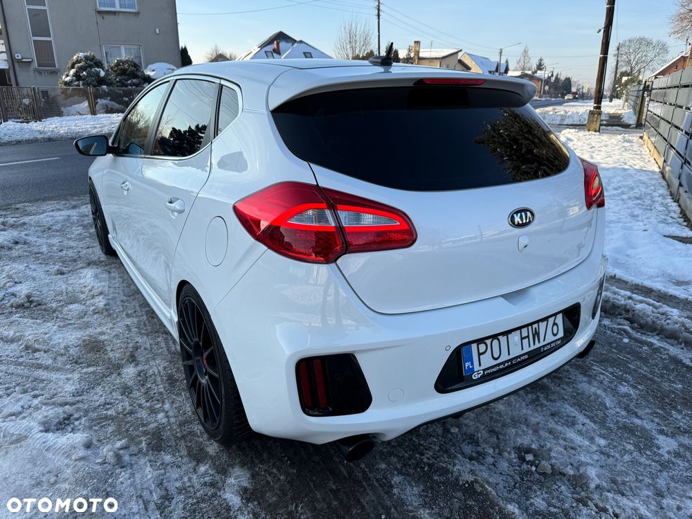 Kia Ceed 1.6 T-GDI GT-Track - 8