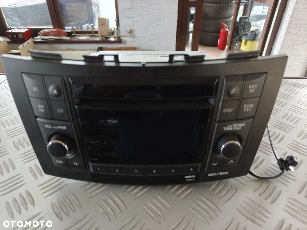 Suzuki Swift MK7 2010-2017 radio