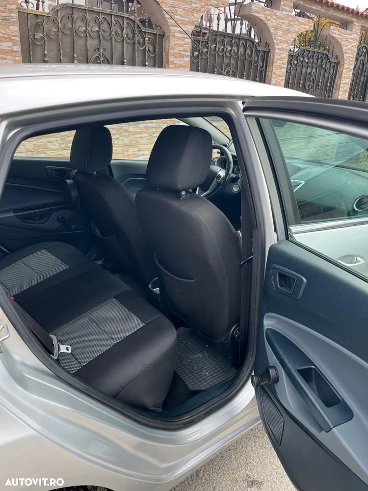 Ford Fiesta - 11