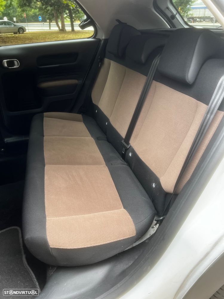 Citroën C4 Cactus 1.2 PureTech Shine - 17