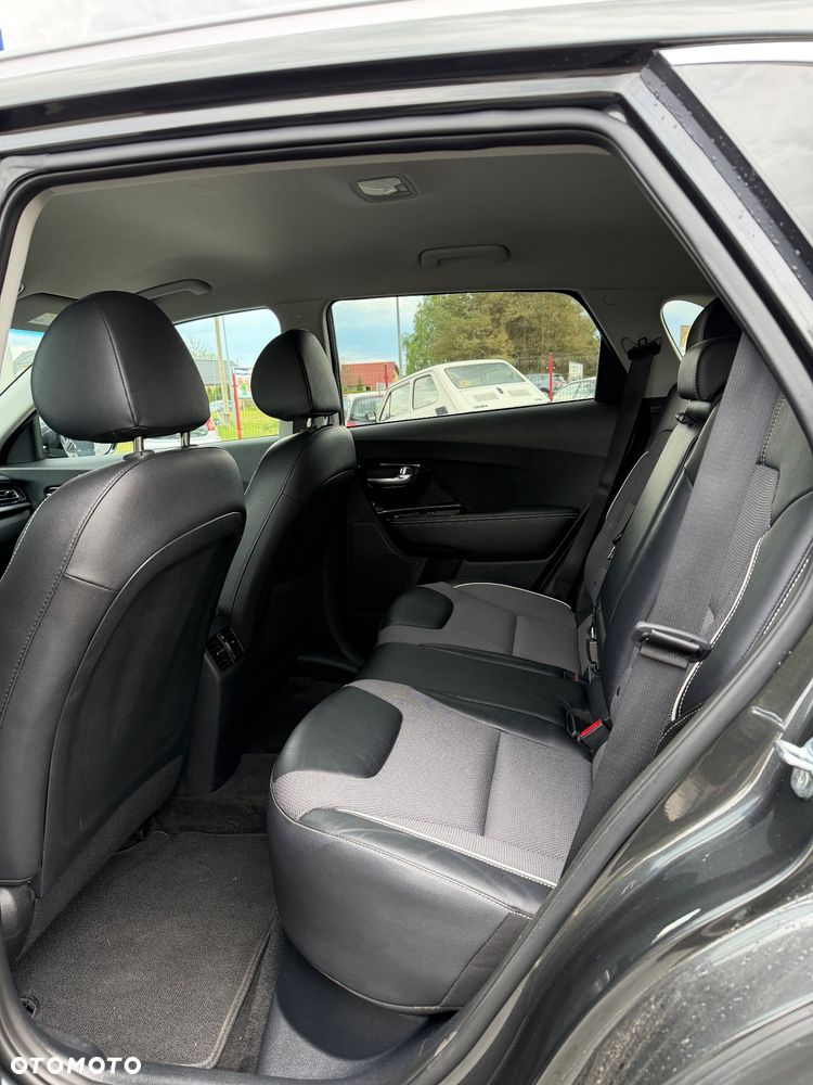 Kia Niro - 17
