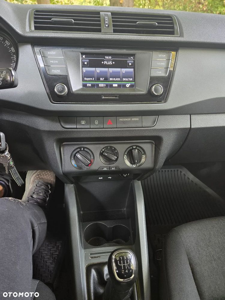 Skoda Fabia - 10