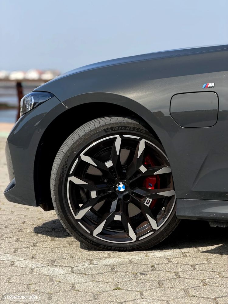 BMW 330 e Pack Desportivo M Pro Auto - 4