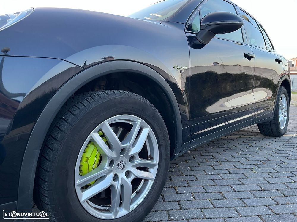 Porsche Cayenne S E-Hybrid - 13