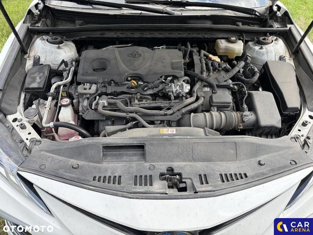 Toyota Camry - 11