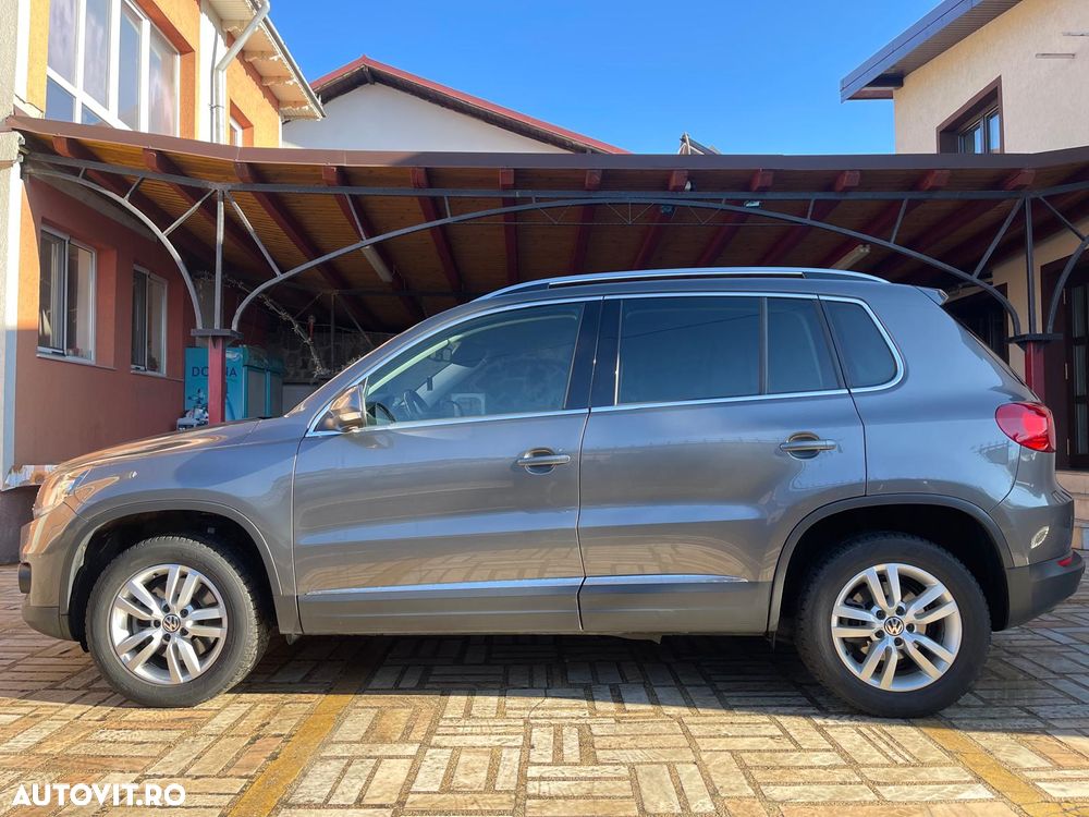 Volkswagen Tiguan ver-2-0-tdi-cr-dpf-4motion-dsg-sport-style - 1